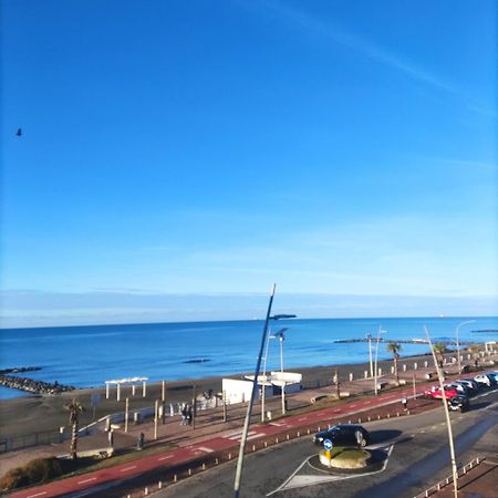 Apartment With Seaview Casa Davidoff Lido di Ostia Luaran gambar
